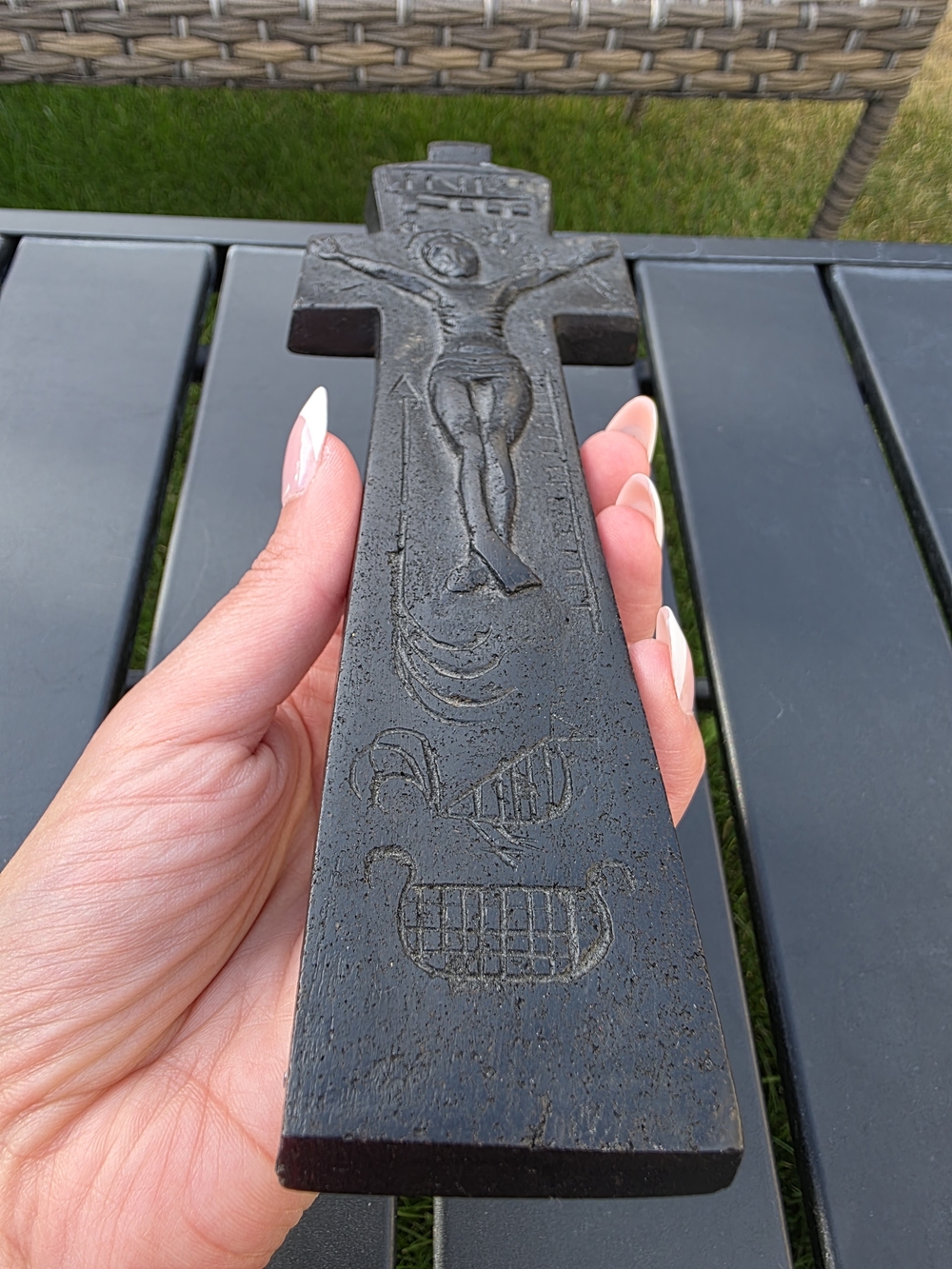 Hand-Carved Wooden Crucifix Wall Cross INRI Jesus Folk Art Vintage Religious - Picture 3 of 7